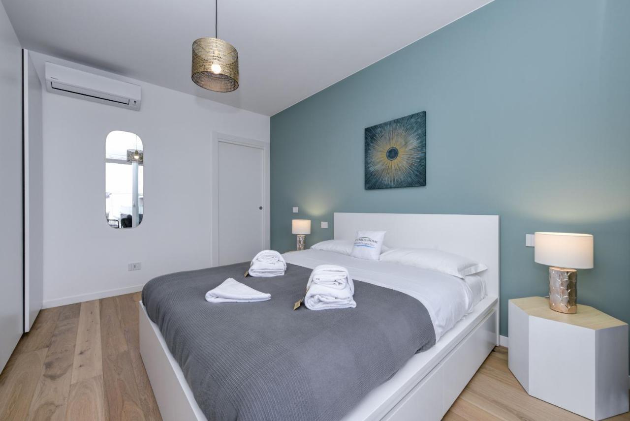 Opalia Residence - Garda Lake Lifestyle Apartment Peschiera del Garda Buitenkant foto