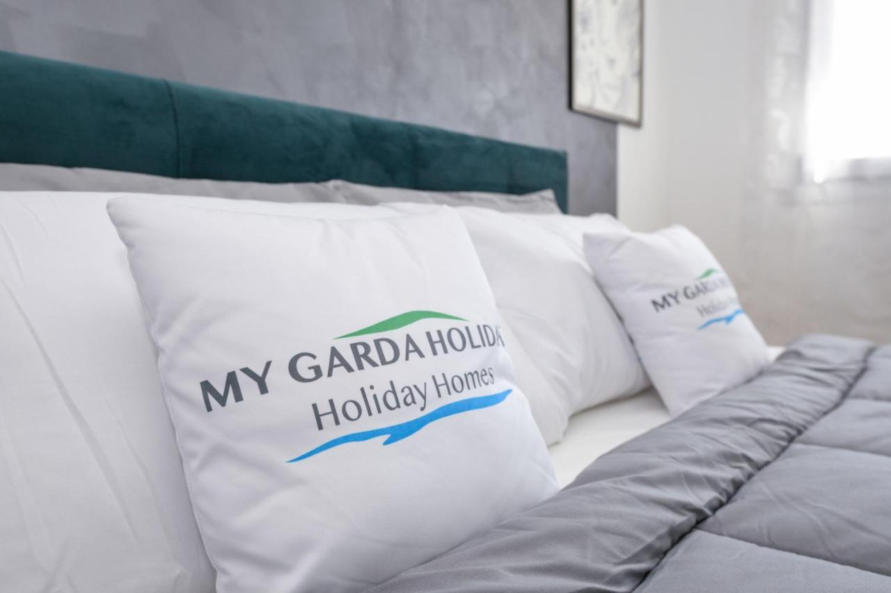 Opalia Residence - Garda Lake Lifestyle Apartment Peschiera del Garda Buitenkant foto