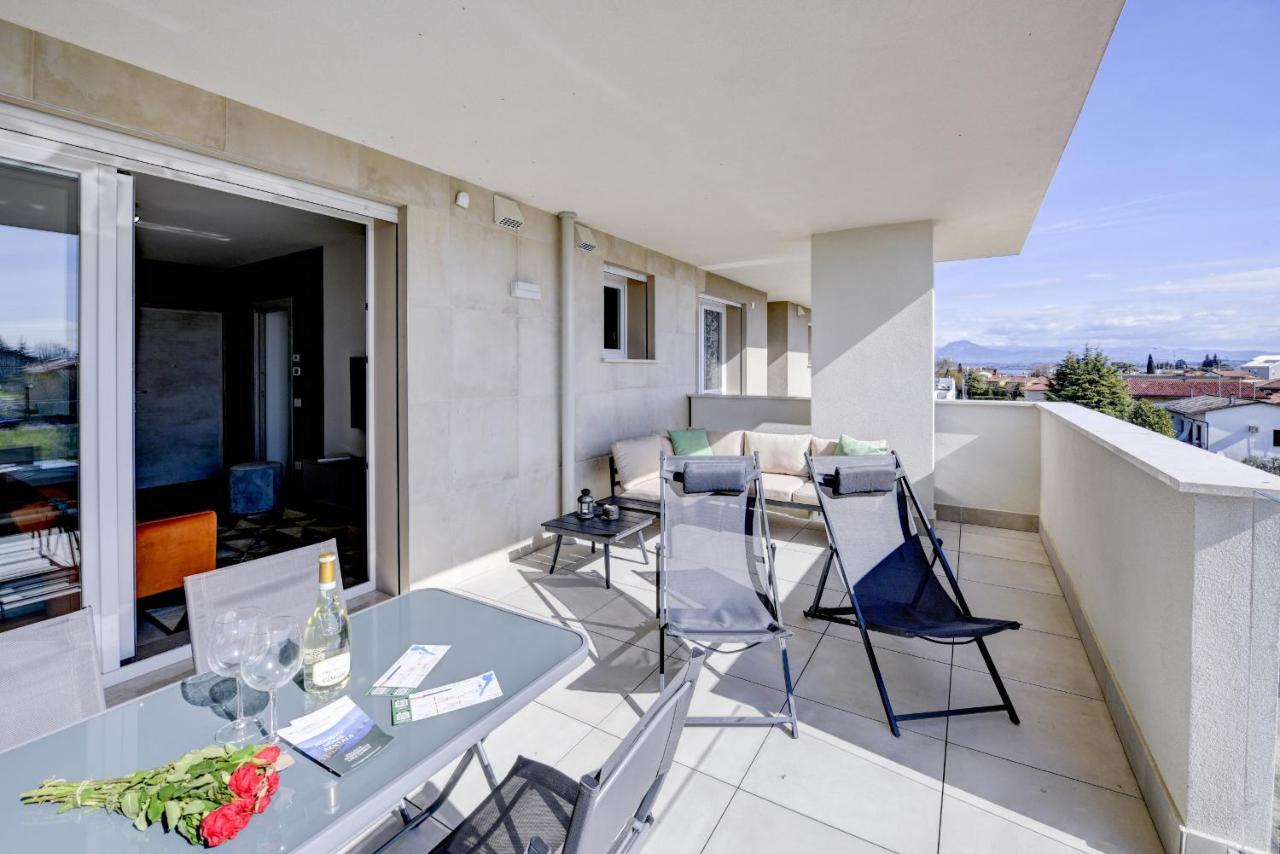 Opalia Residence - Garda Lake Lifestyle Apartment Peschiera del Garda Buitenkant foto